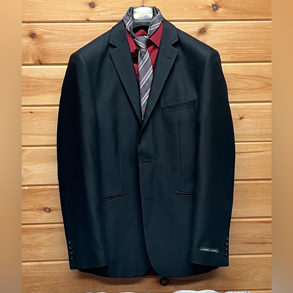 Stockhomme Evolution Men’s Suit - Jacket & Pants. + INC Dress Shirt With Tie.